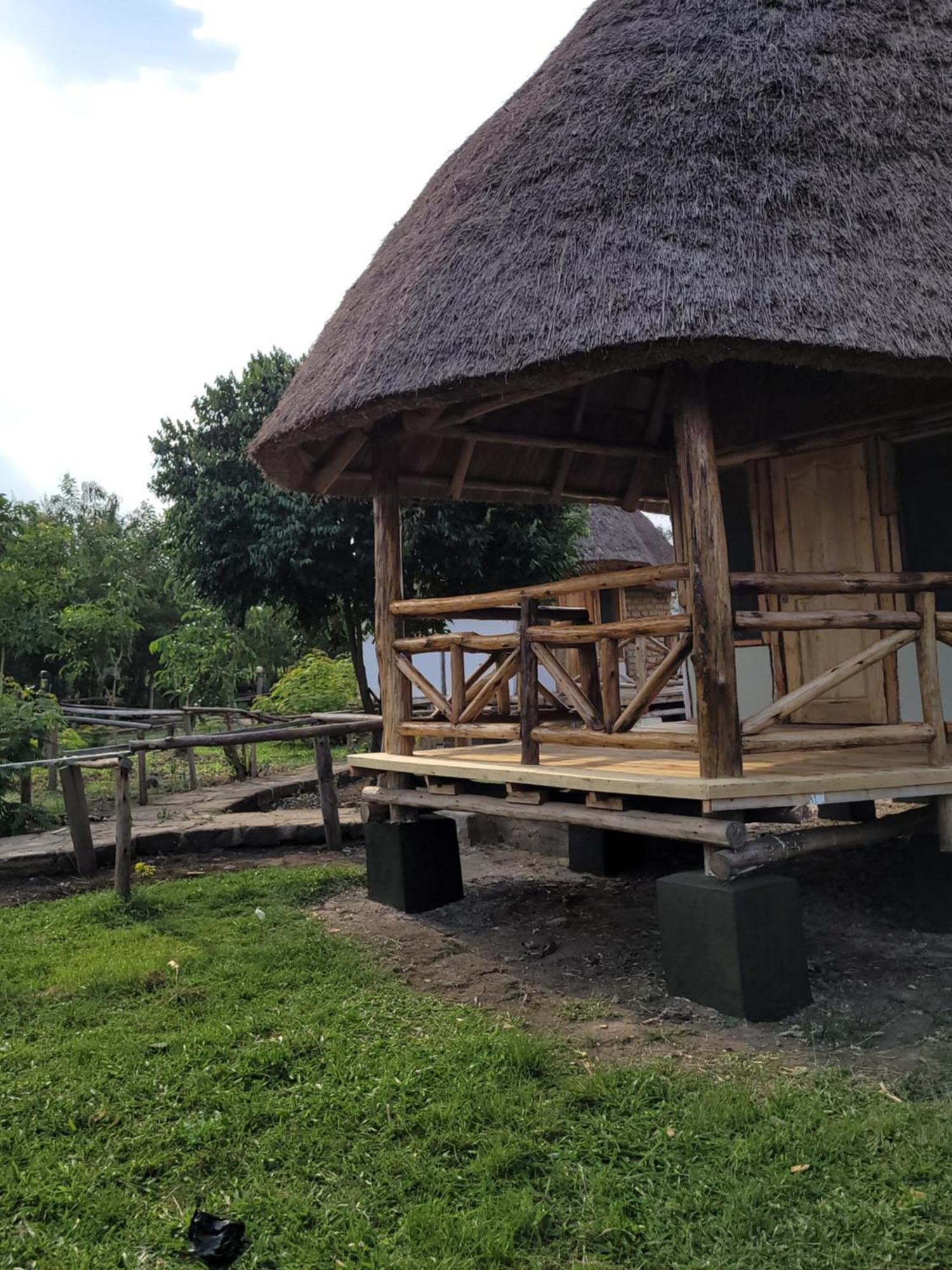 Songbird Safari Lodge & Campsite Katunguru 외부 사진