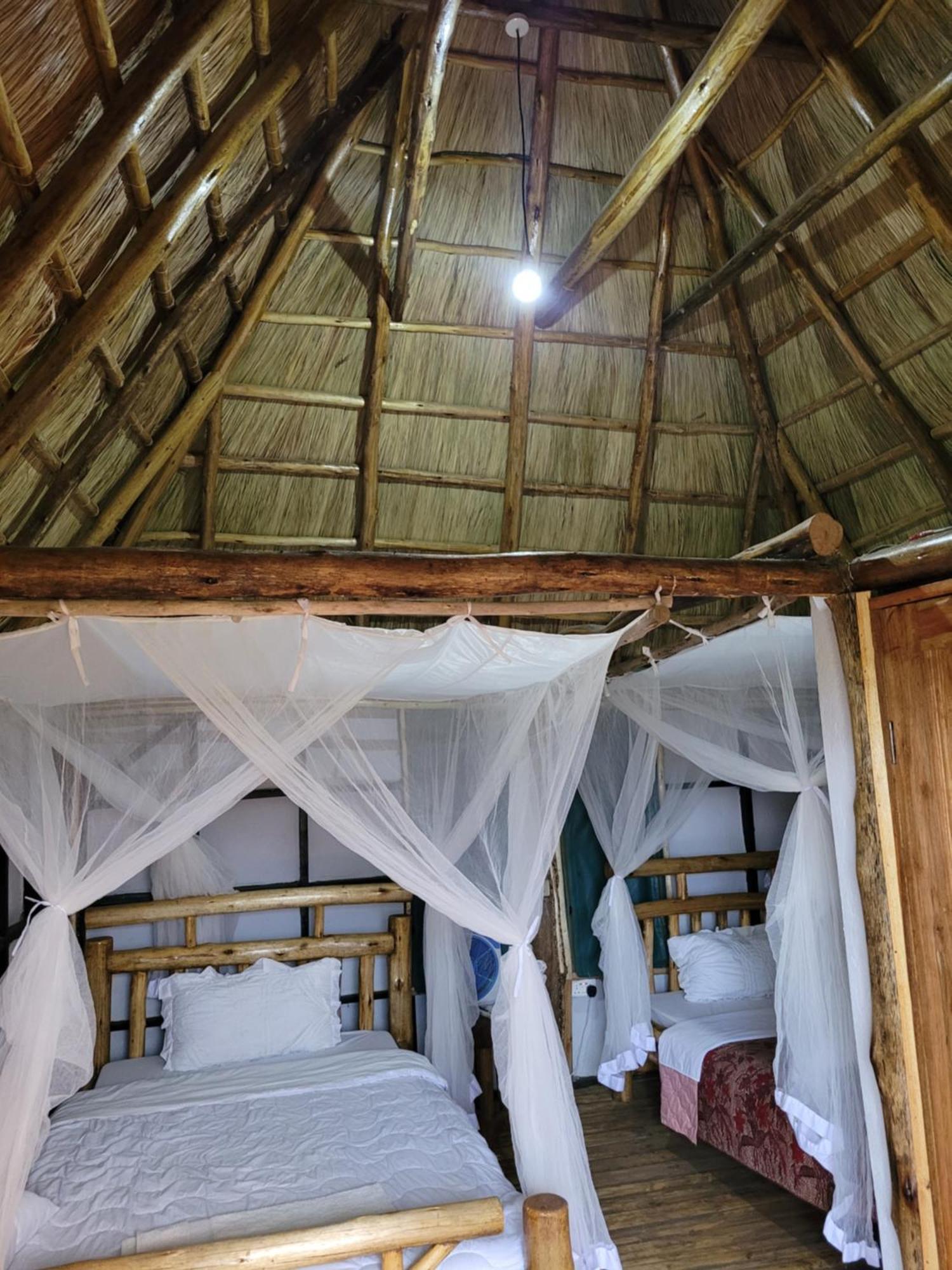 Songbird Safari Lodge & Campsite Katunguru 외부 사진