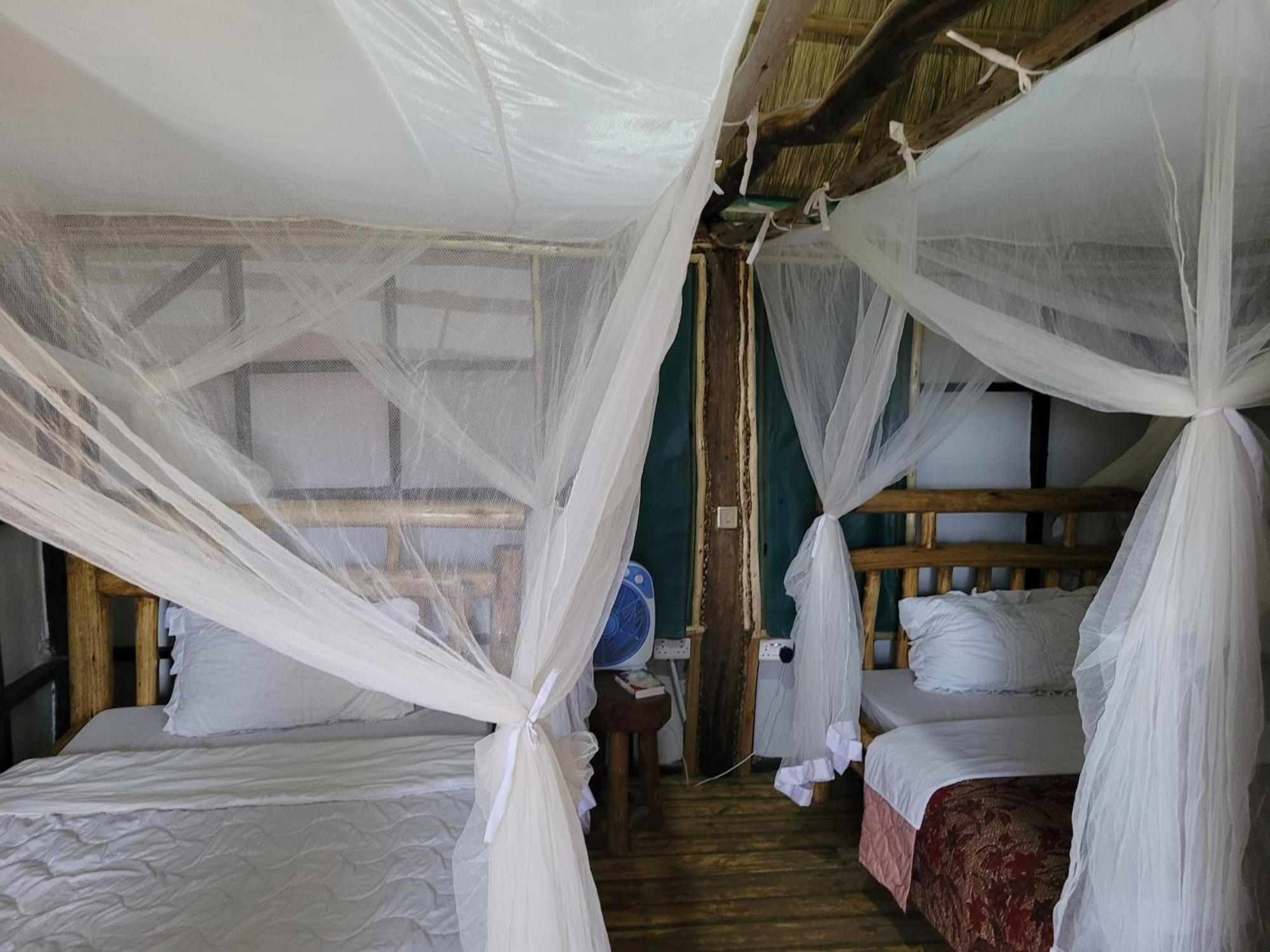 Songbird Safari Lodge & Campsite Katunguru 외부 사진